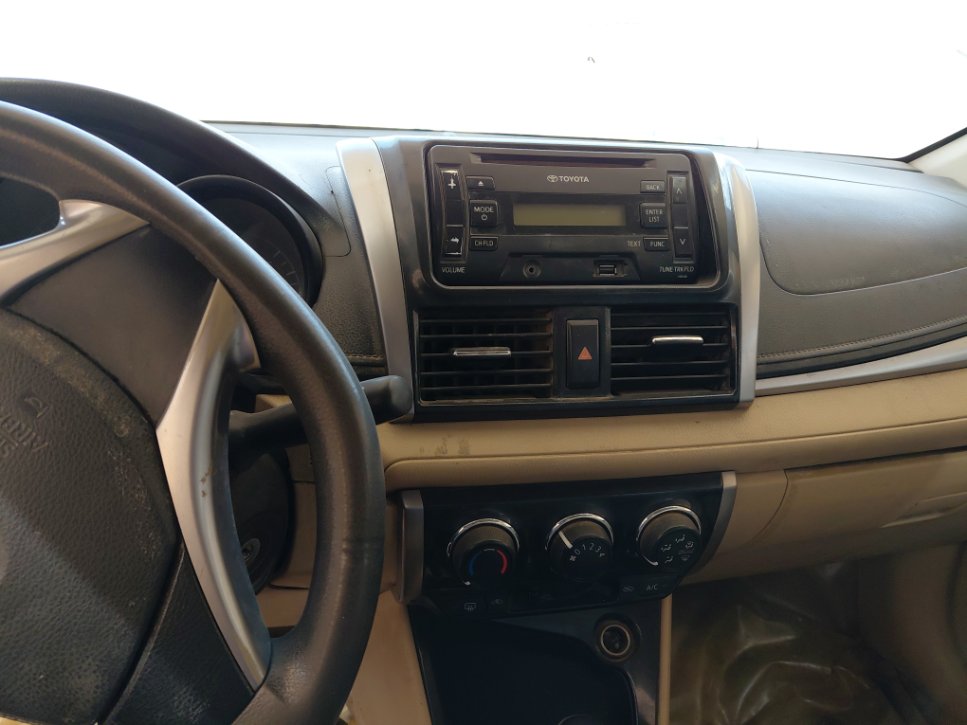 Toyota Yaris  2015 image