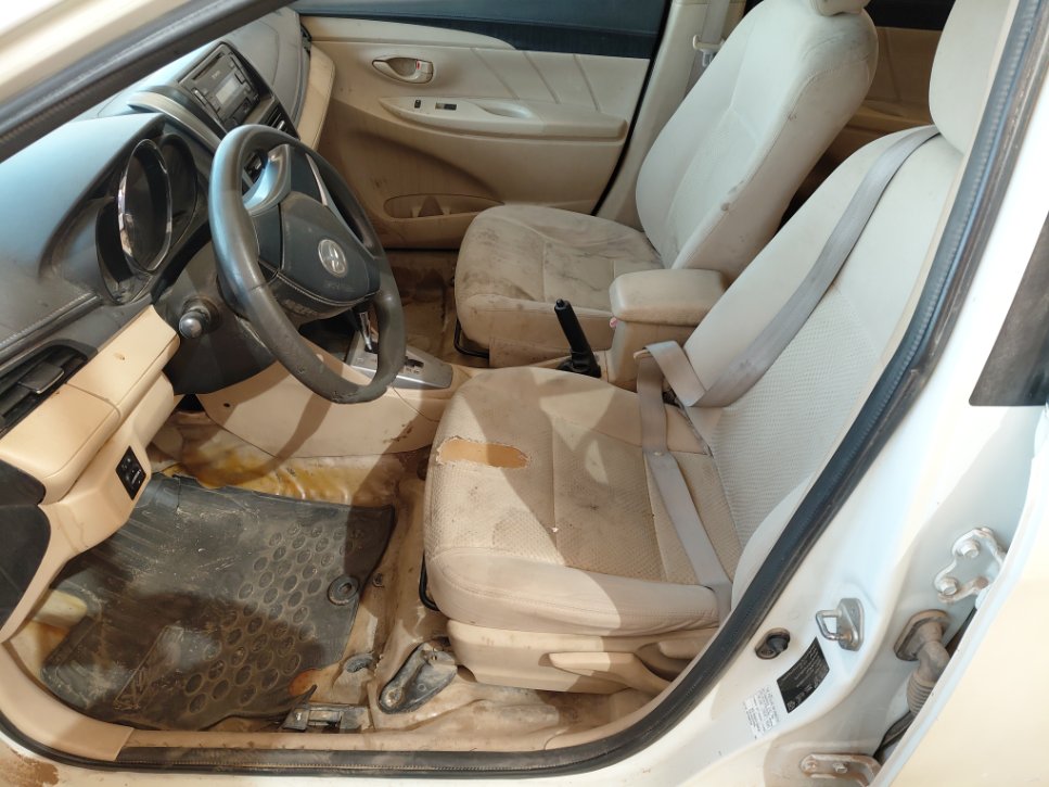 Toyota Yaris  2015 image