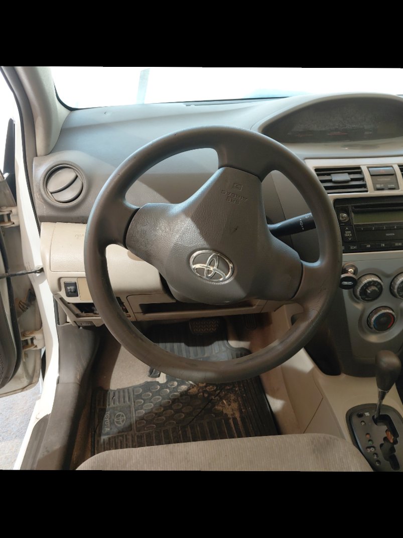 Toyota Yaris  2013 image