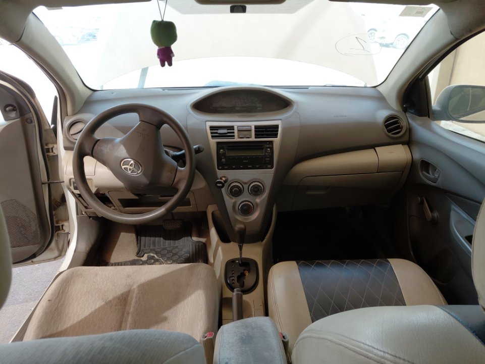 Toyota Yaris  2013 image