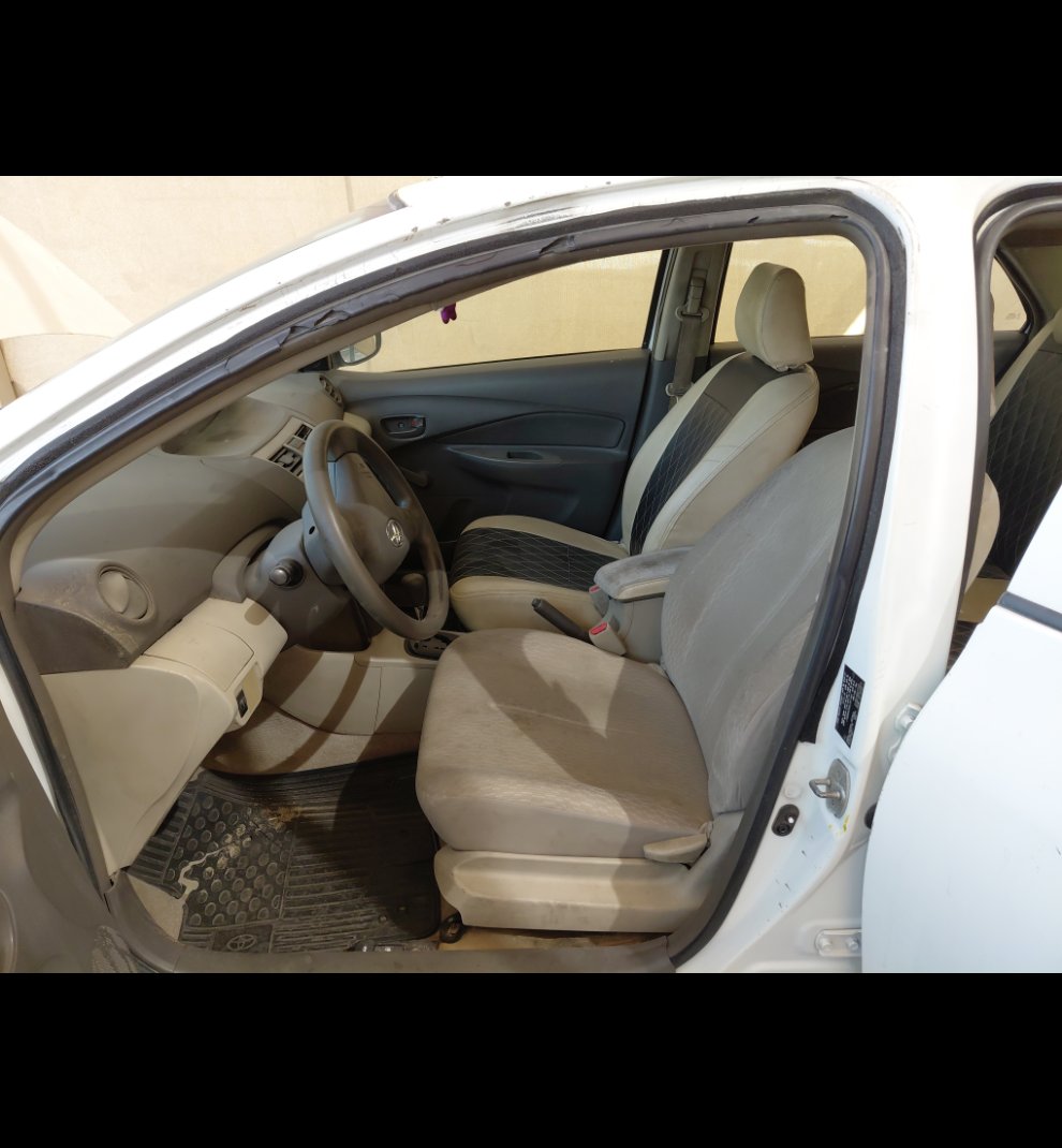 Toyota Yaris  2013 image