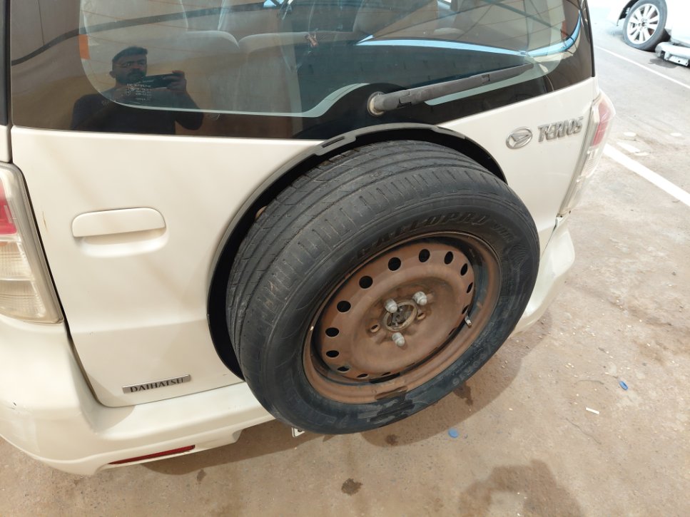 Daihatsu Terios  2012 image