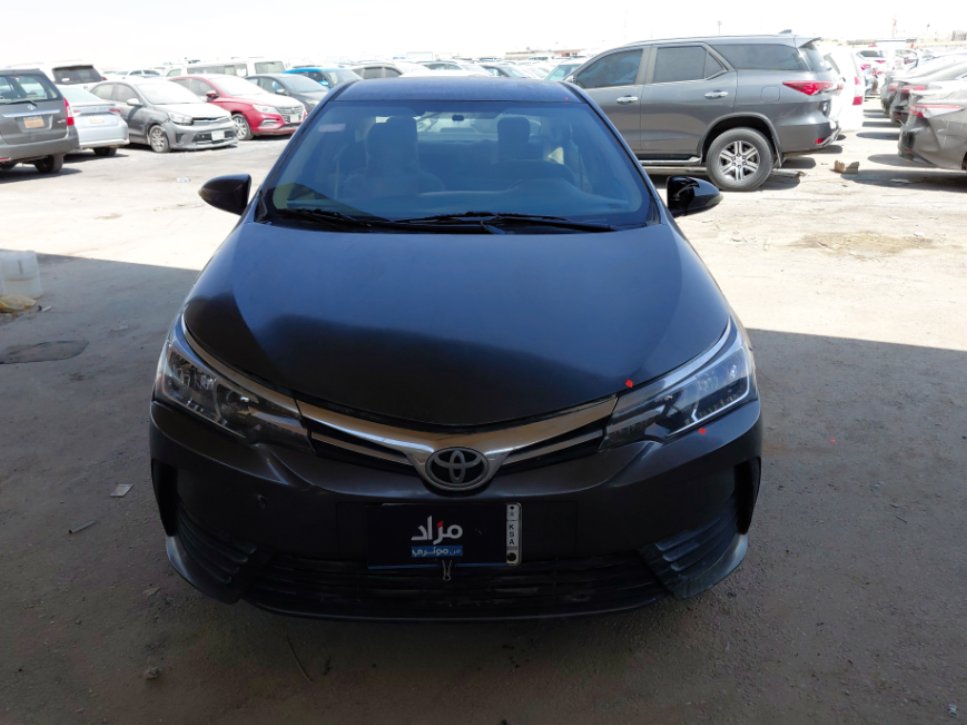 تويوتا كورولا  2018