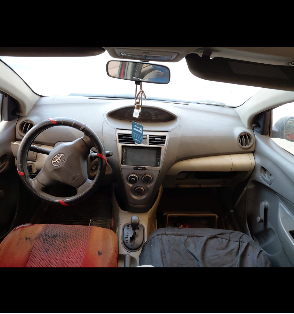 Toyota Yaris  2013 image