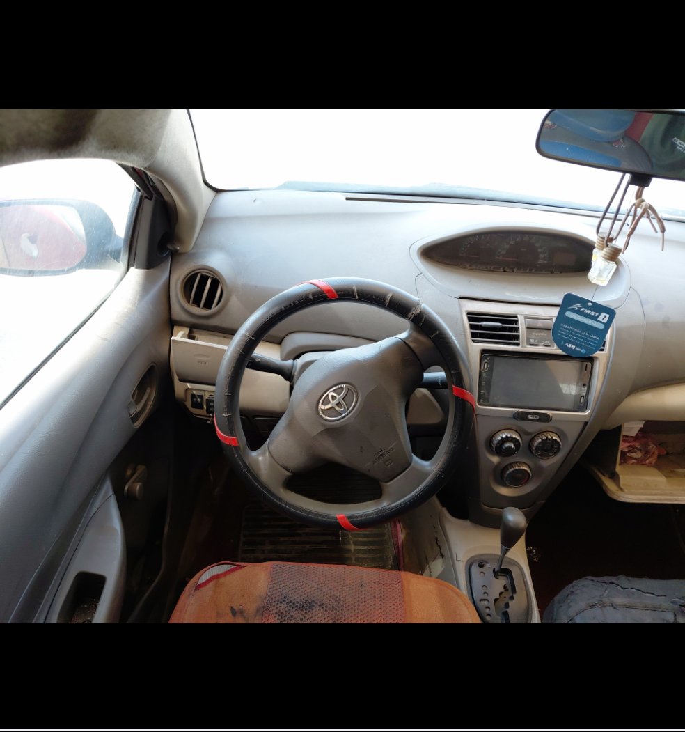 Toyota Yaris  2013 image