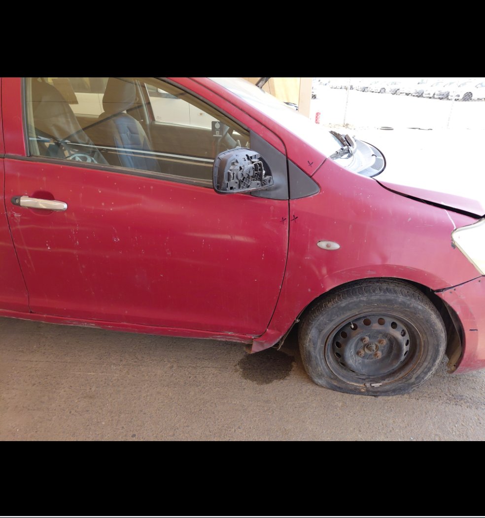 Toyota Yaris  2013 image