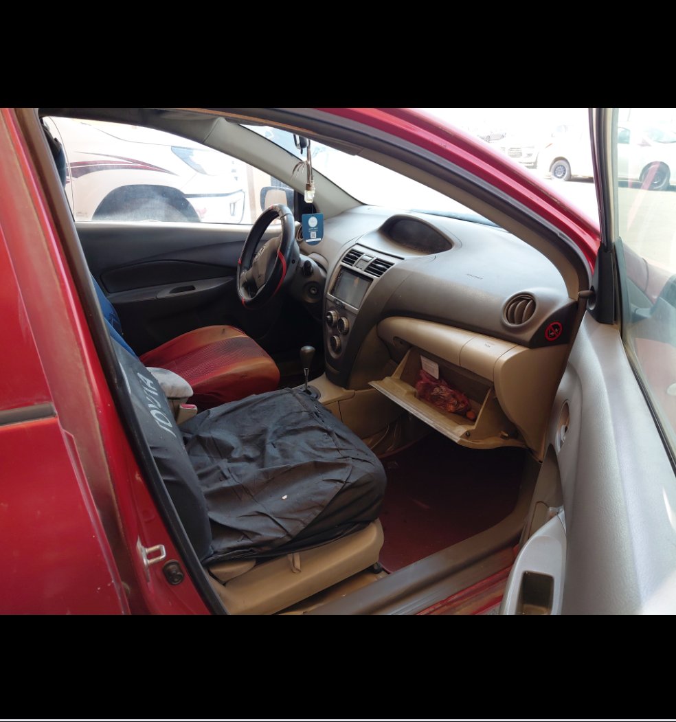 Toyota Yaris  2013 image