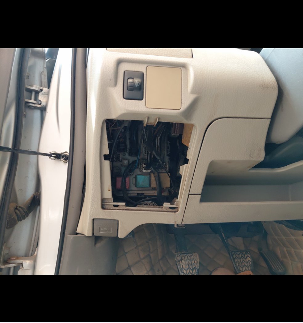 Toyota Yaris  2012 image