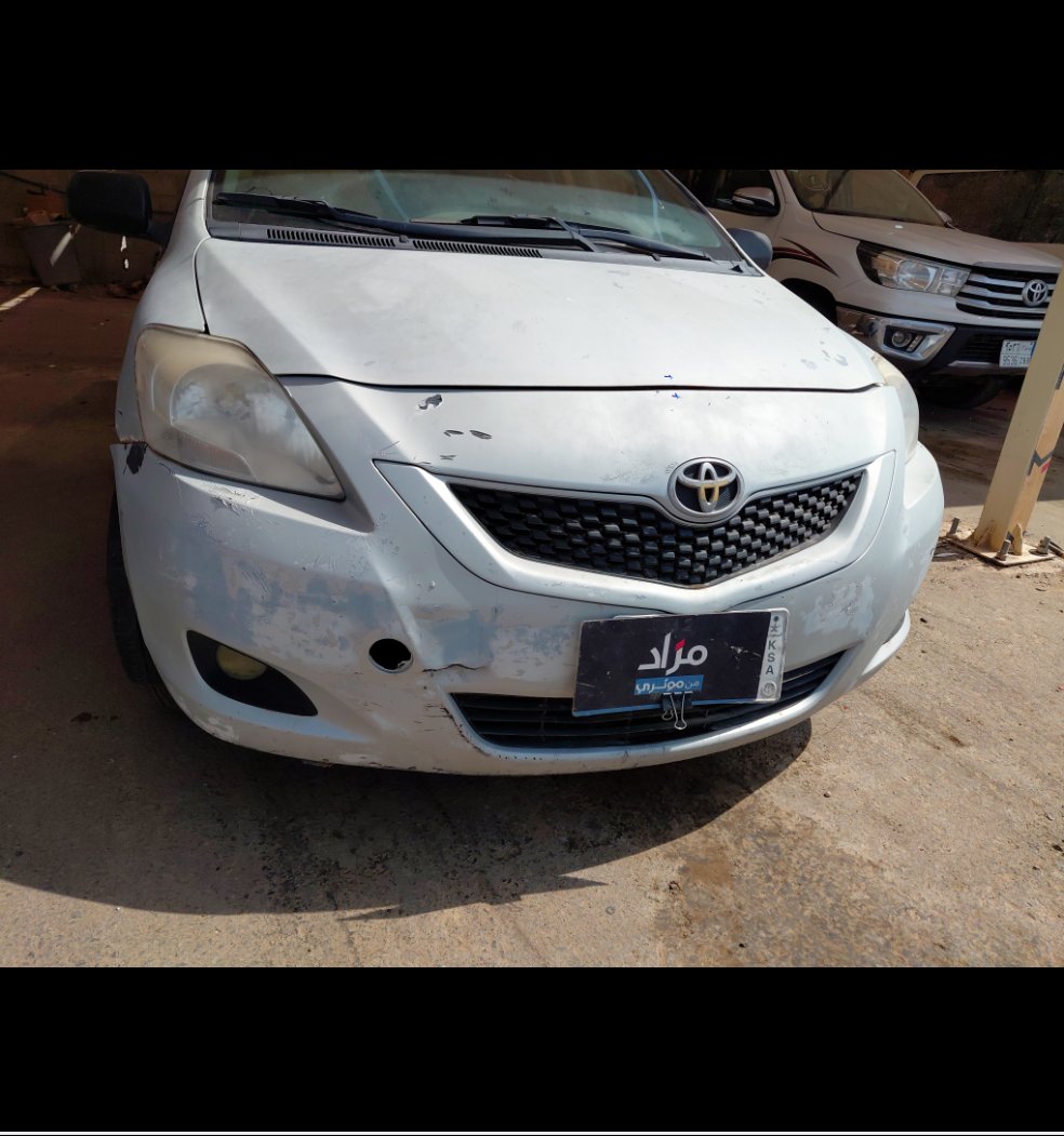 Toyota Yaris  2012 image