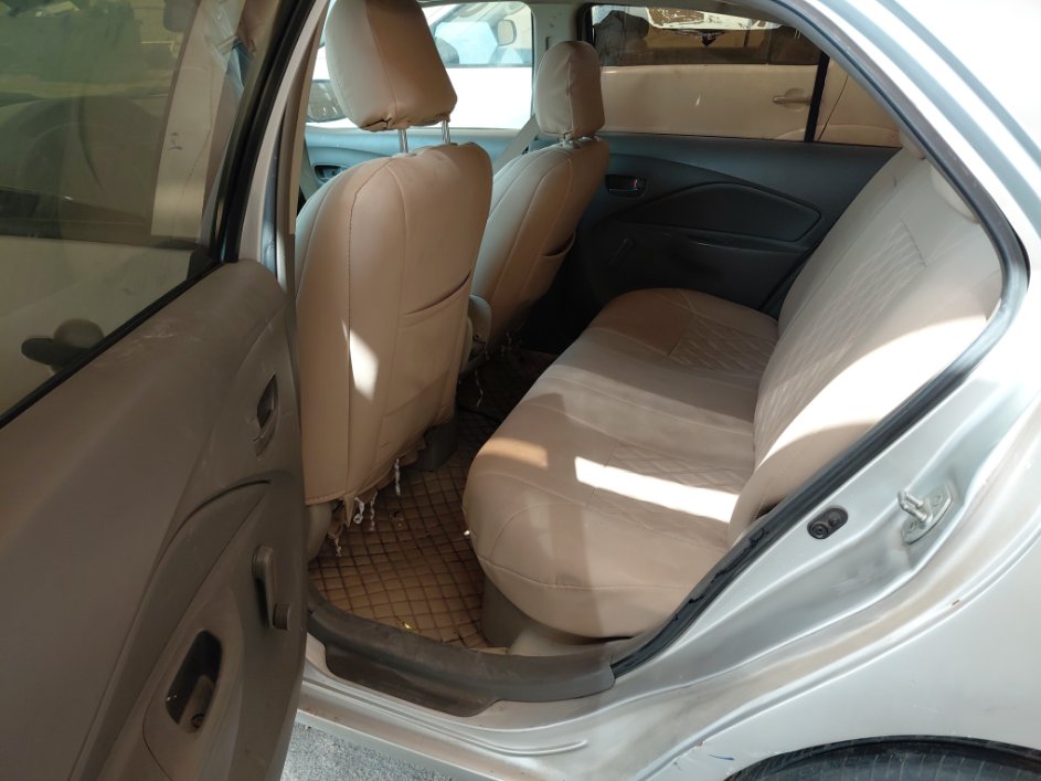 Toyota Yaris  2012 image