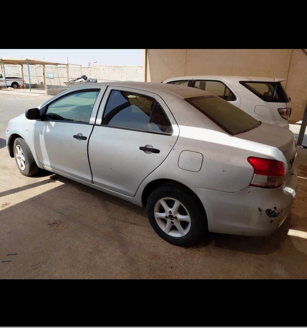 Toyota Yaris  2012 image