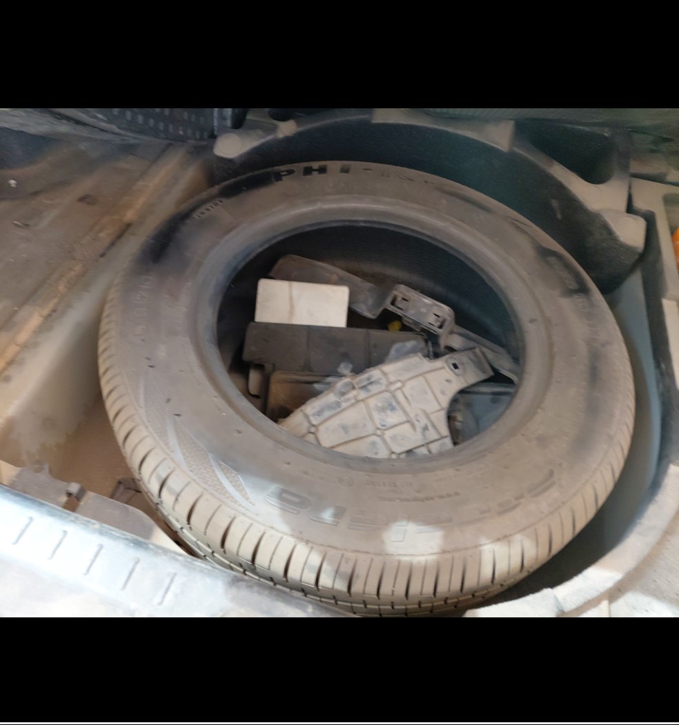 Toyota Yaris  2012 image