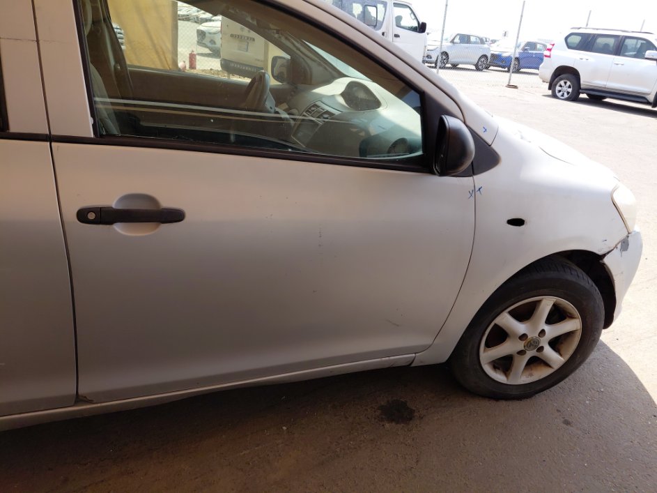 Toyota Yaris  2012 image