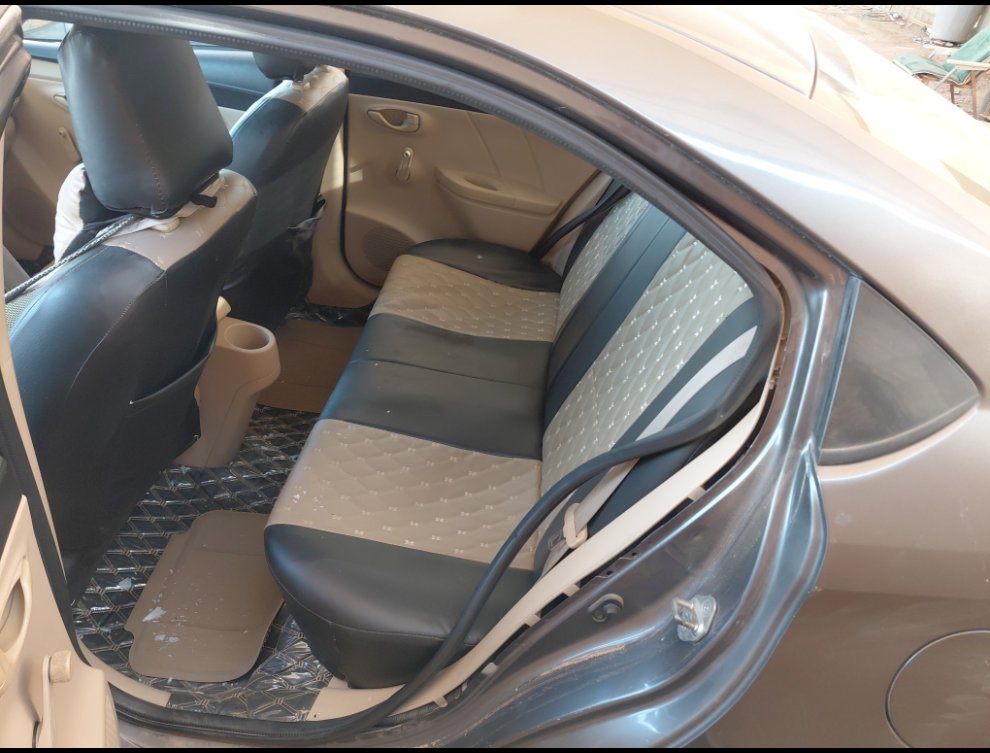 Toyota Yaris  2015 image