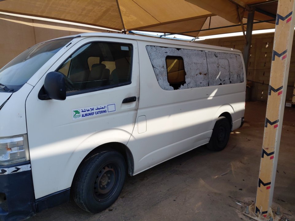 Toyota Hiace Van  2015 image