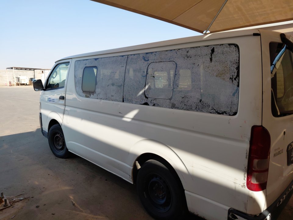 Toyota Hiace Van  2015 image
