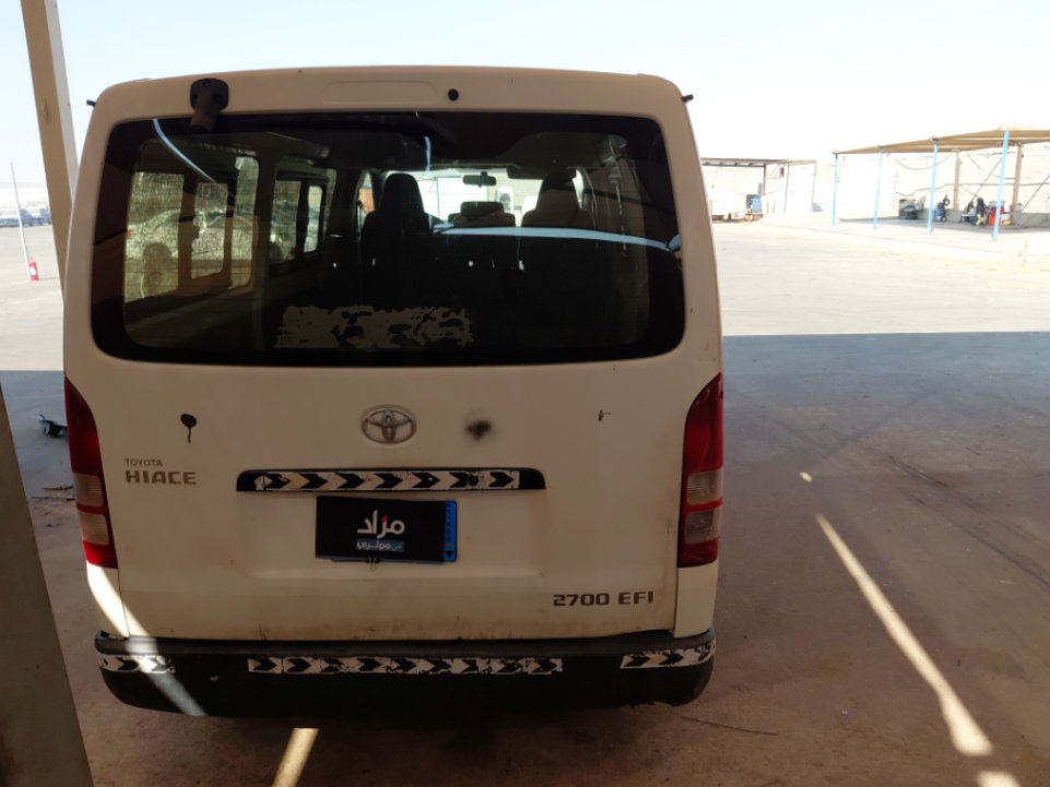 Toyota Hiace Van  2015 image