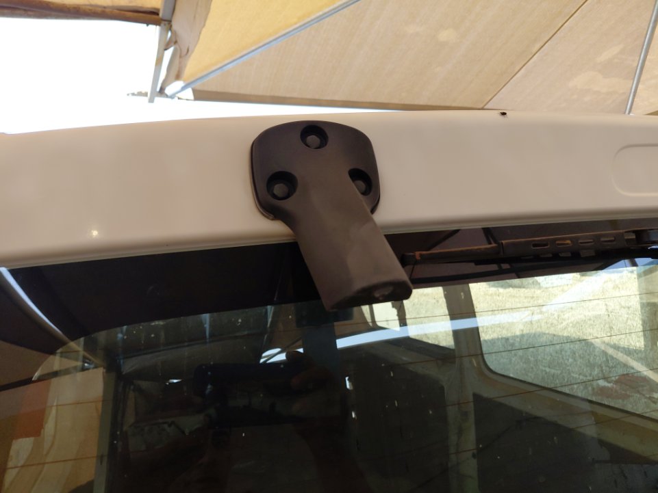 Toyota Hiace Van  2015 image