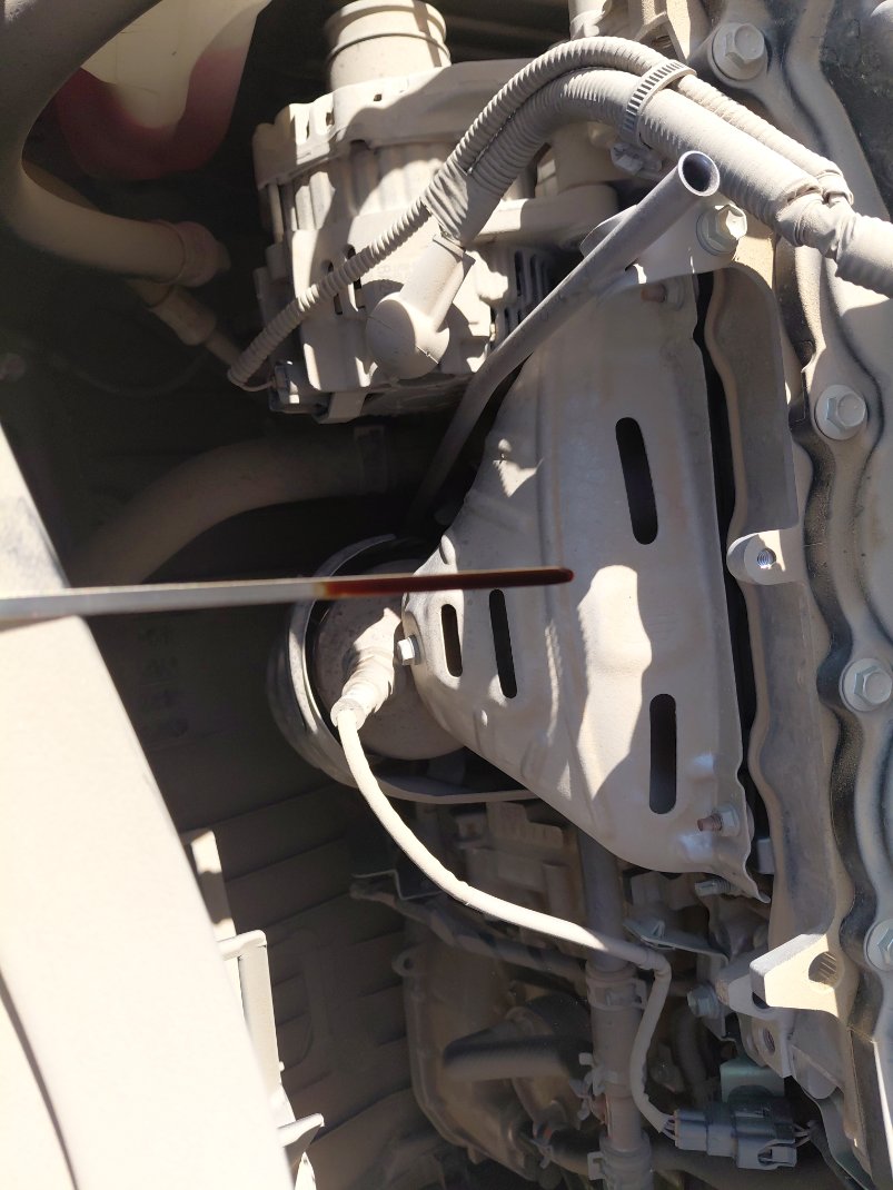 تويوتا يارس SD YX 2024 image