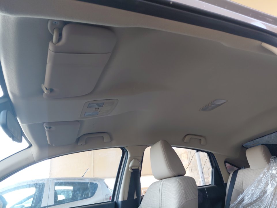 تويوتا يارس SD YX 2024 image