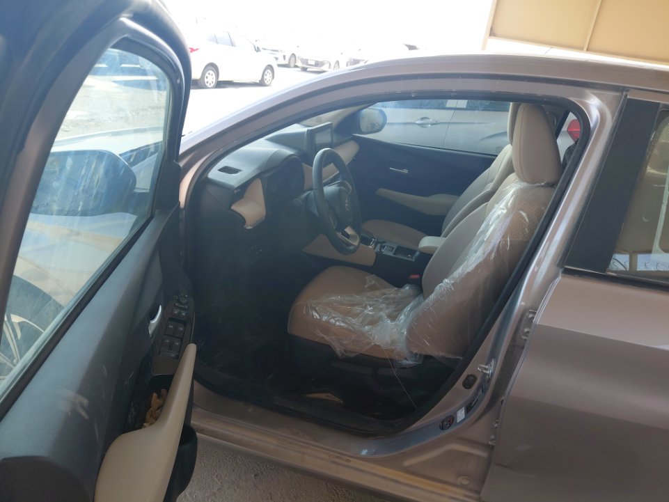 تويوتا يارس SD YX 2024 image