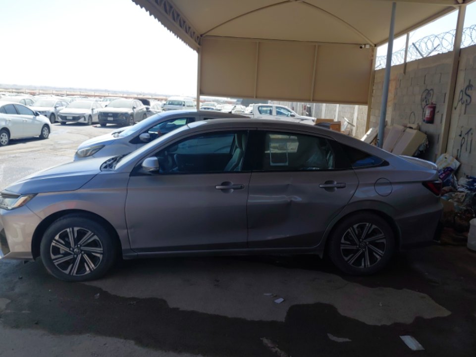 تويوتا يارس SD YX 2024 image