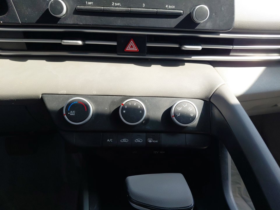 Hyundai Elantra FLEET 2022 image