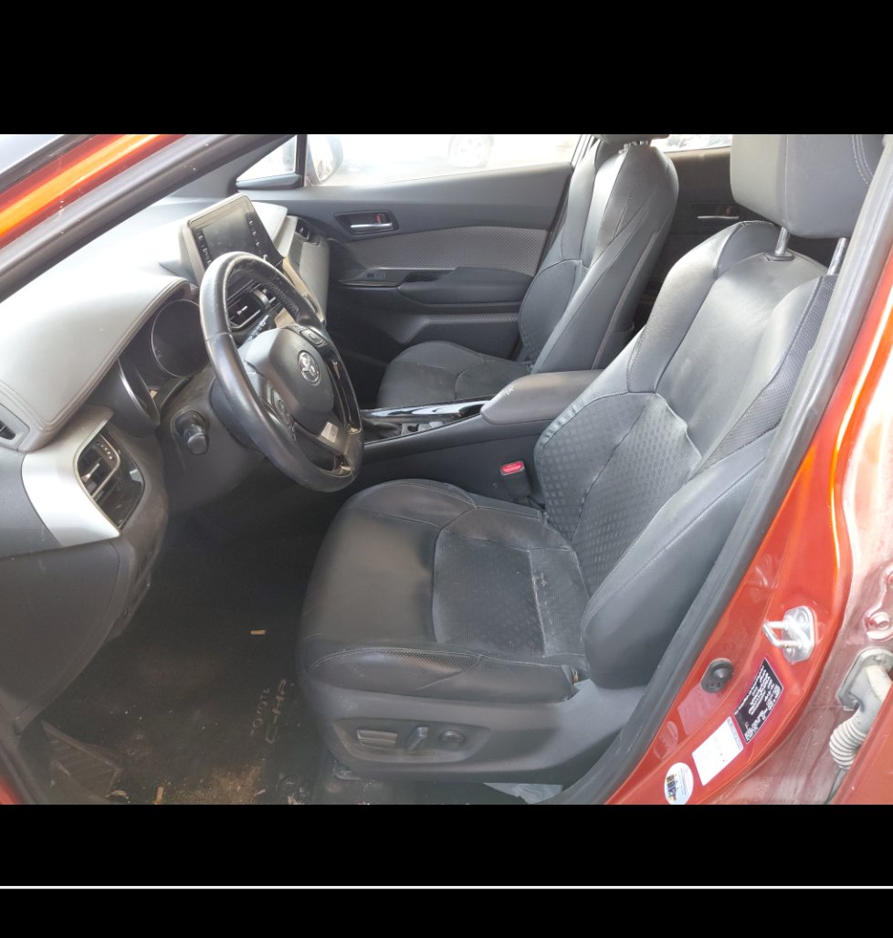 تويوتا سي اتش ار UTILITY 2020 image