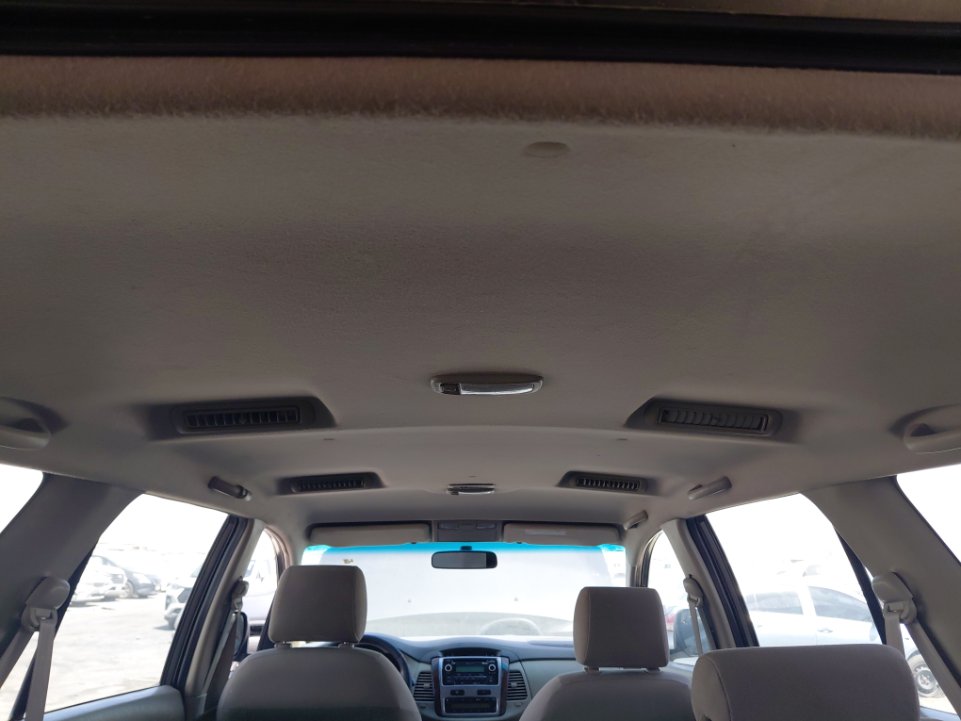 تويوتا انوفا  2014 image