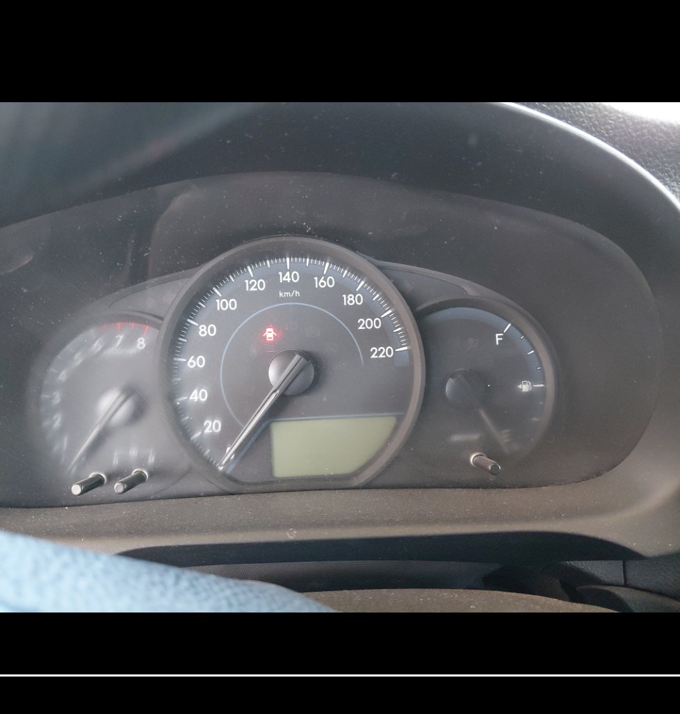 تويوتا يارس Y SD 2019 image