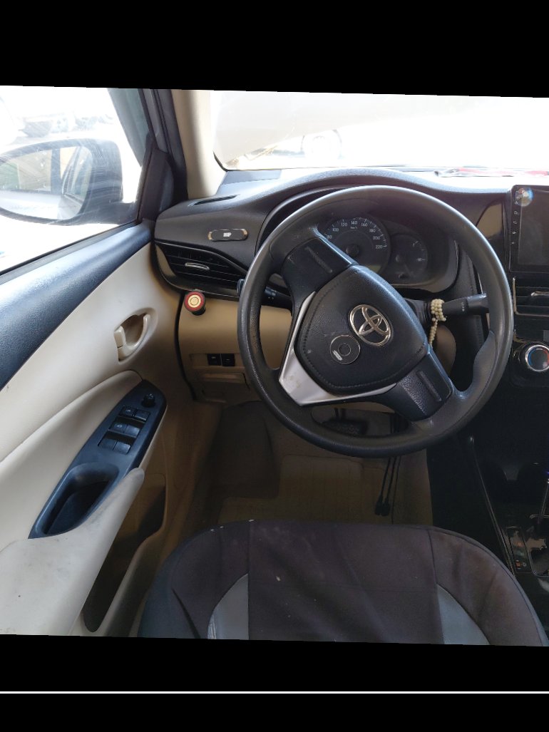 تويوتا يارس Y SD 2019 image