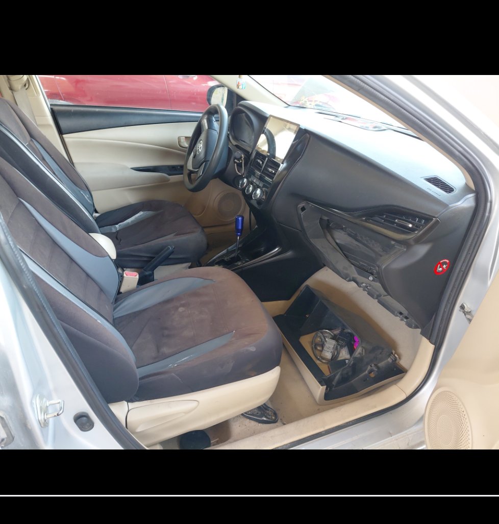 تويوتا يارس Y SD 2019 image