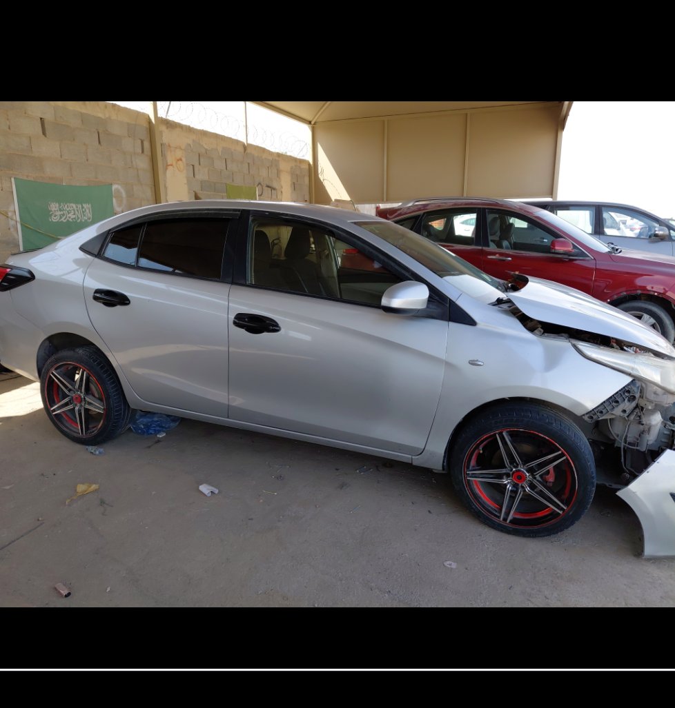 تويوتا يارس Y SD 2019 image