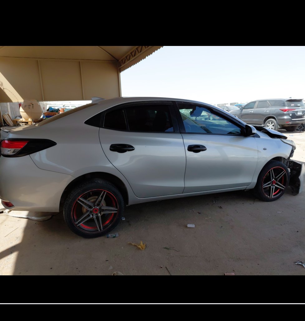 تويوتا يارس Y SD 2019 image