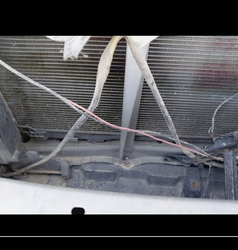 تويوتا يارس Y SD 2019 image