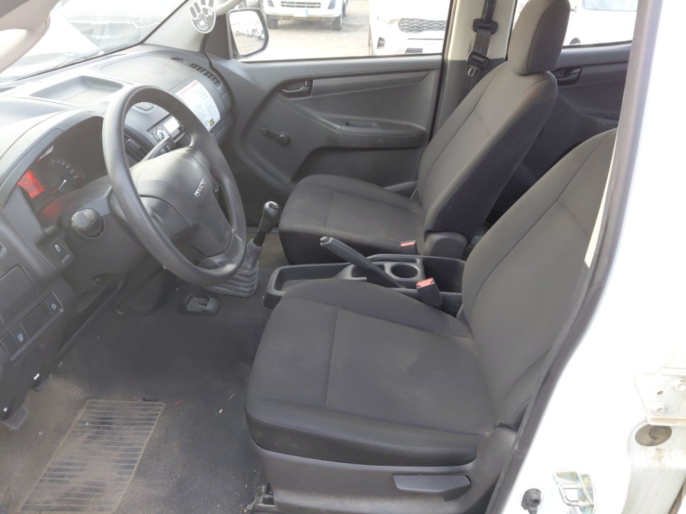 Isuzu D MAX 4x4  2024 image