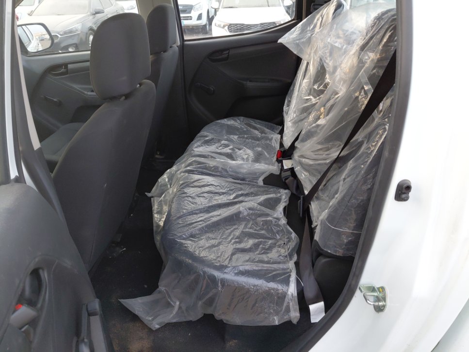 Isuzu D MAX 4x4  2024 image