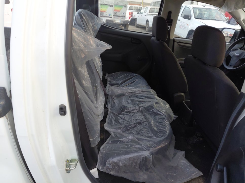 Isuzu D MAX 4x4  2024 image