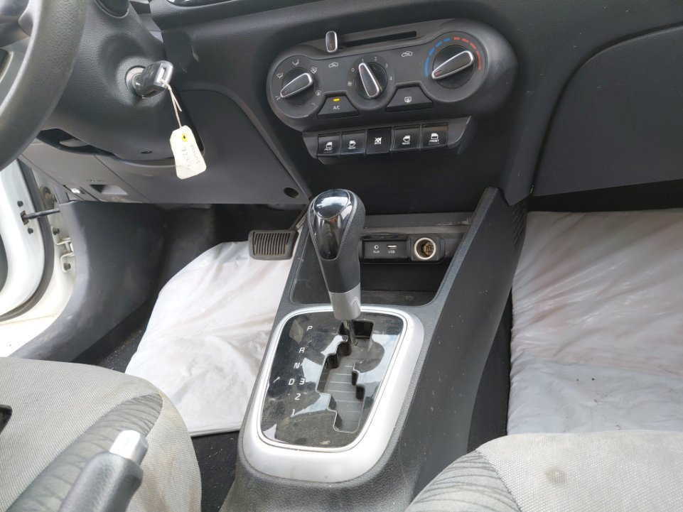 كيا بيجاس LX FWD 2023 image