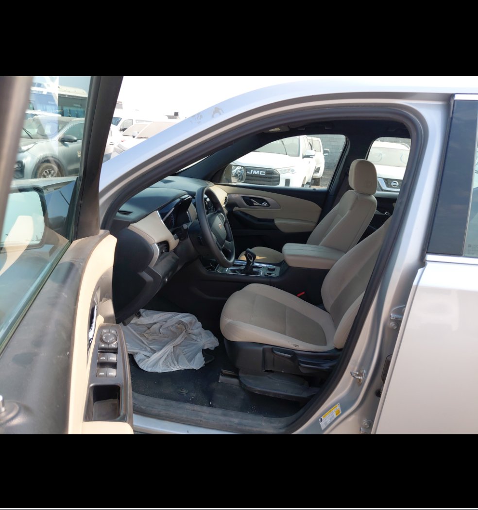 Chevrolet  Traverse  2022 image