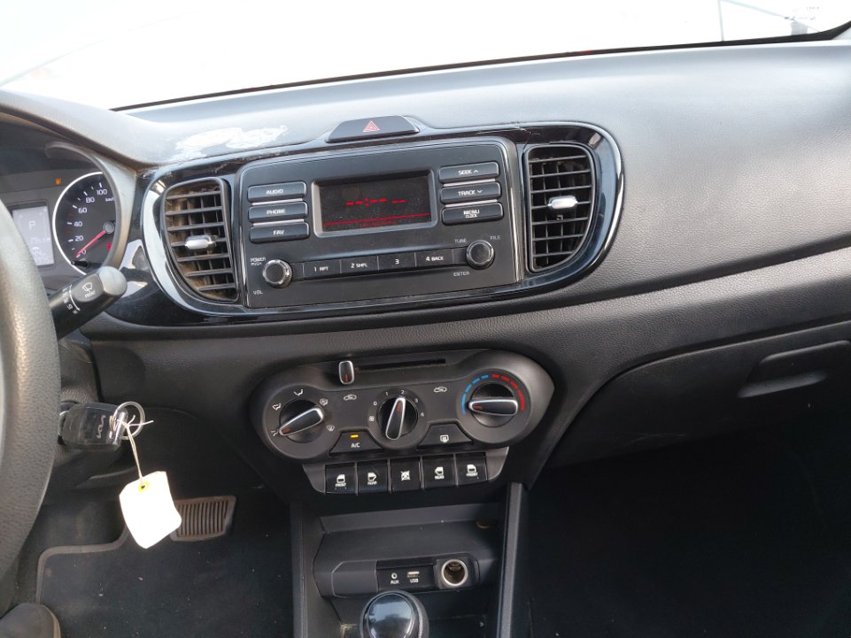 كيا بيجاس  LX FWD 2022 image