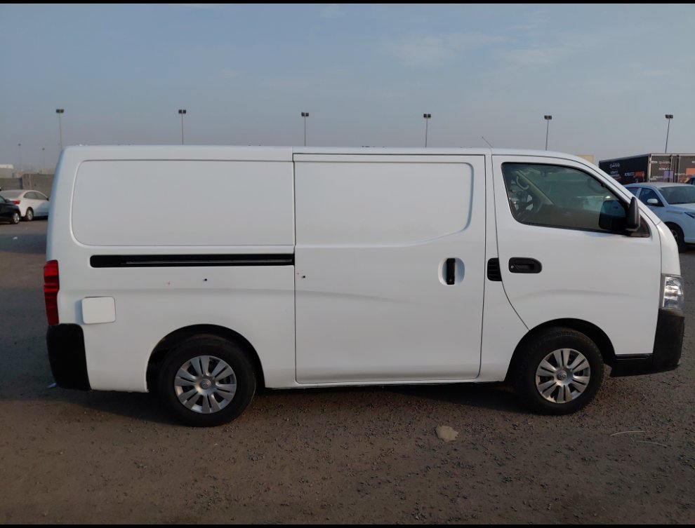 نيسان أورفان  2023 image