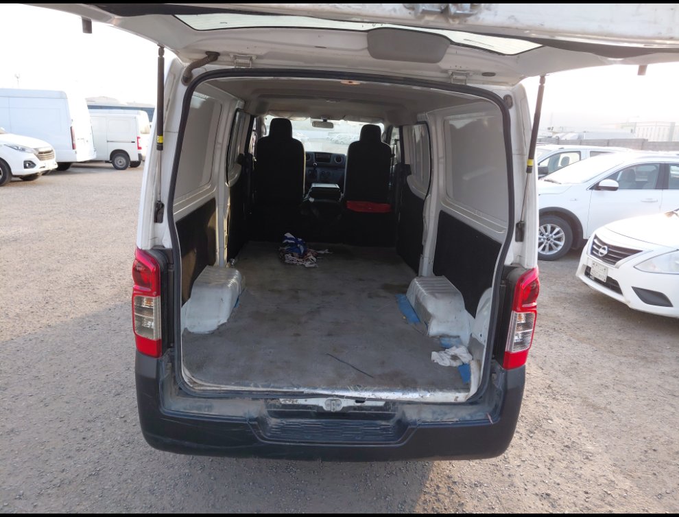 نيسان أورفان  2023 image