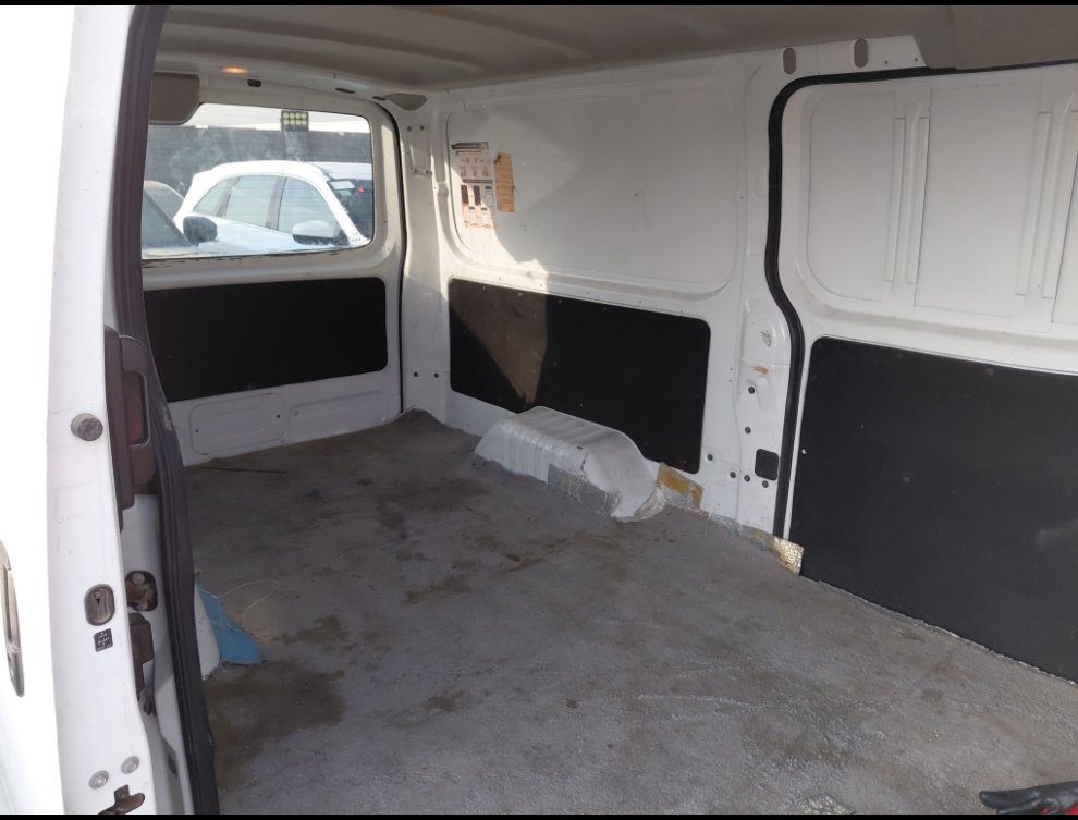 نيسان أورفان  2023 image