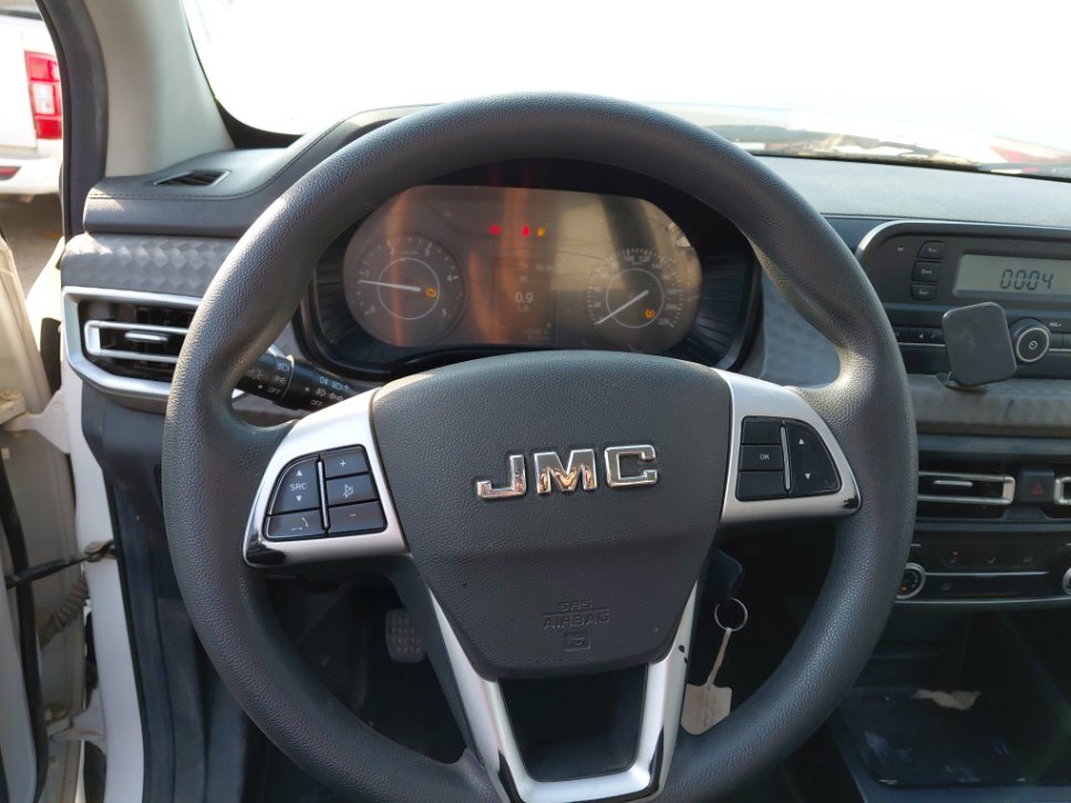 جا ام سي فيجوس  2023 image