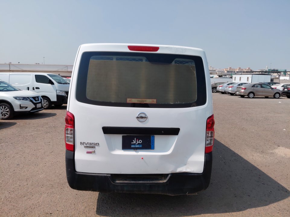 نيسان أورفان  2020 image