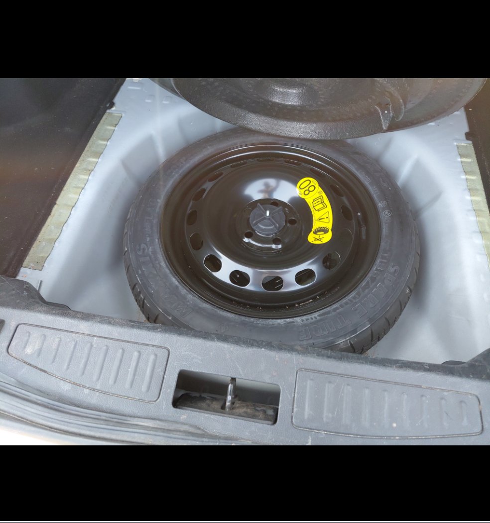 Ford Taurus  2022 image