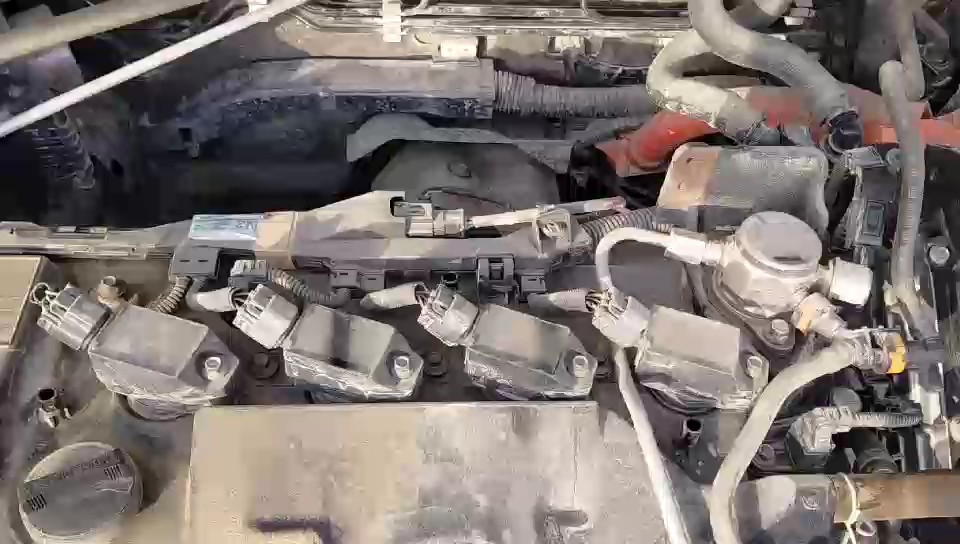 Toyota RAV4 LE HEV SPORT 2023 video