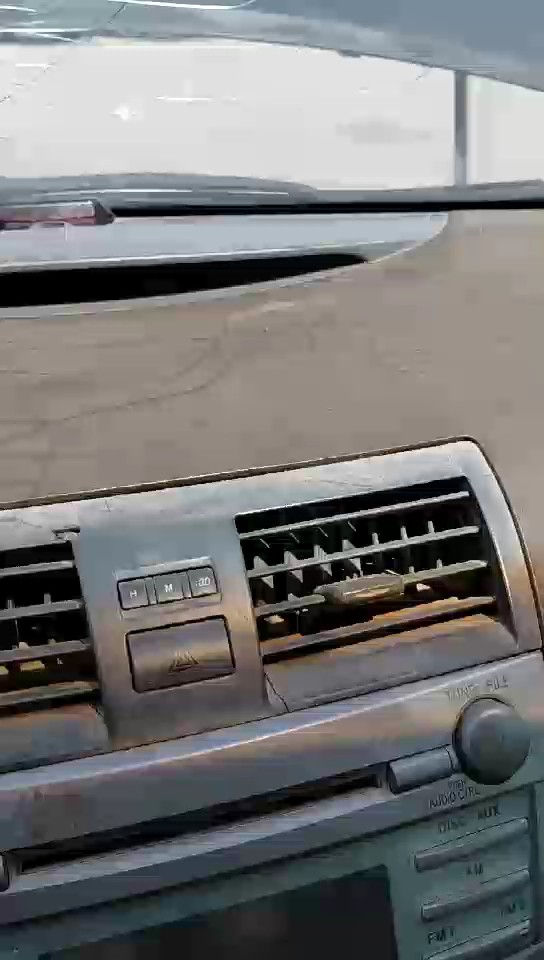 Toyota Camry GLI 2010 video