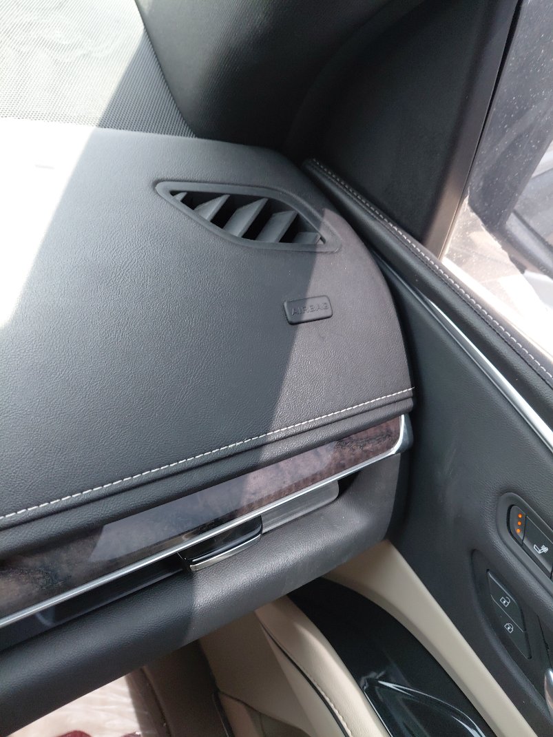 Cadillac Escalade  2021 image